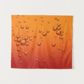 Wassertropfen auf orangefarbener Oberfläche Wandteppich (Vorderseite (Horizontal))