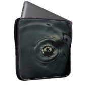 WASSERTROPFEN IM WASSER LAPTOPSCHUTZHÜLLE (Vorne Rechts)