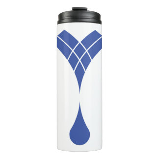 Wassertropfen-Logo auf thermischem Becher