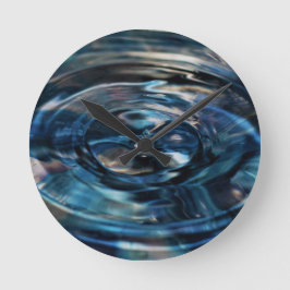 Wasseruhr durch die Dichterin Adiela Akoo Runde Wanduhr