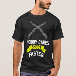 Wasservögel Jagd auf eine fliegende Ente 5 T-Shirt