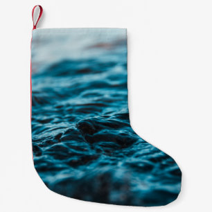 WASSERWASSER IN NAHER BILDSCHIRM KLEINER WEIHNACHTSSTRUMPF