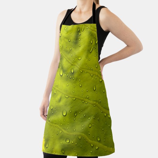 Water drops on green leaf schürze (InSitu)