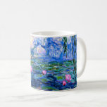 Water Lilies, 1919, von Claude Monet, Kaffeetasse<br><div class="desc">Water Lilies,  1919 berühmtes Gemälde von Claude Monet,  mit farblich abgestimmten Festfarben pinkisch-lila und Monet blau,  bereit zu mischen und zu ergänzen.</div>