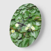 Water Lilies Große Wanduhr (Winkel)