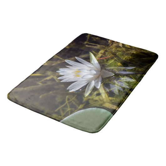 Water Lily Bath Mat Badematte (Schrägansicht)