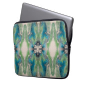 Water Path Flow – Abstract Aqua & Green Fluid Art Laptopschutzhülle (Vorderseite Links)