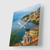 Water | San Benedetto Church Lake Garda, Italy Quadratische Wanduhr (Winkel)