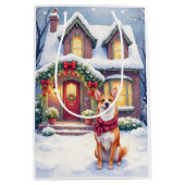 Watercolor Basenji Townhouse Christmas Holiday Mittlere Geschenktüte (Vorderseite)