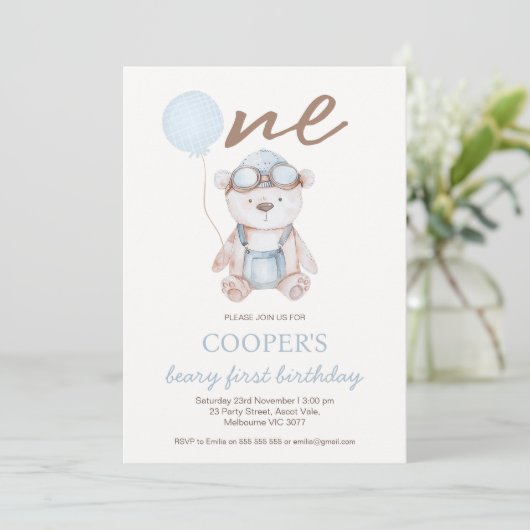 Watercolor Blau Braun Beary Erster Geburtstag Einladung (Stehend Vorderseite)