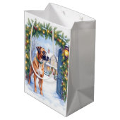 Watercolor Boerboel Farmhouse Gate Christmas Mittlere Geschenktüte (Rückseite Schrägansicht)