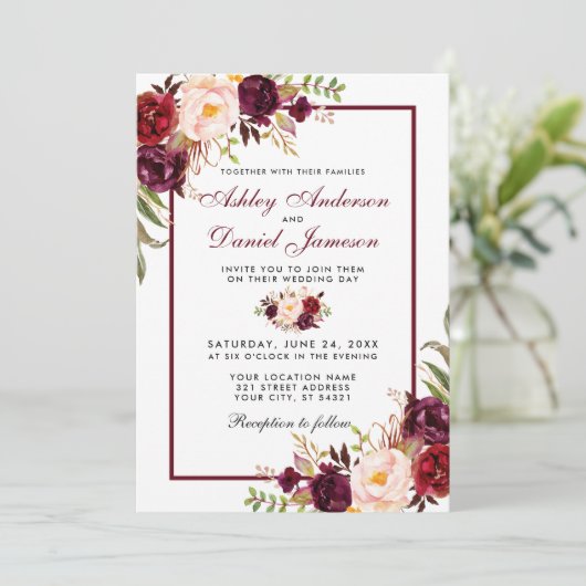 Watercolor Burgundy Bloral Wedding Einladung (Stehend Vorderseite)