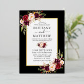 Watercolor Burgundy Floral Wedding Black Gold Folieneinladung (Stehend vorne)