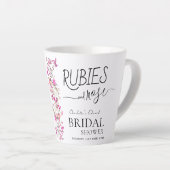 Watercolor Girl Script Ruby Rose Brautparty Milchtasse (Rechte Ecke)