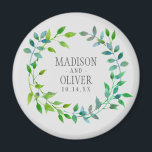 Watercolor Green Leaaf Wreath | Hochzeit Magnet<br><div class="desc">Dieses Design verfügt über einen wunderschönen Kranz,  der aus Blätter in verschiedenen Grüntönen besteht. | © und ® Bigstock® - Alle Rechte vorbehalten.</div>