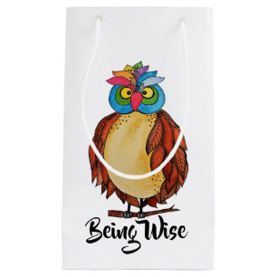 Watercolor Magical Owl mit Regenbogenfedern Kleine Geschenktüte