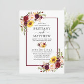 Watercolor Mixed Floral Burgundy Rahmen Wedding Einladung (Stehend Vorderseite)