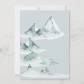 Watercolor Mountain Green Winter Wedge Einladung (Rückseite)