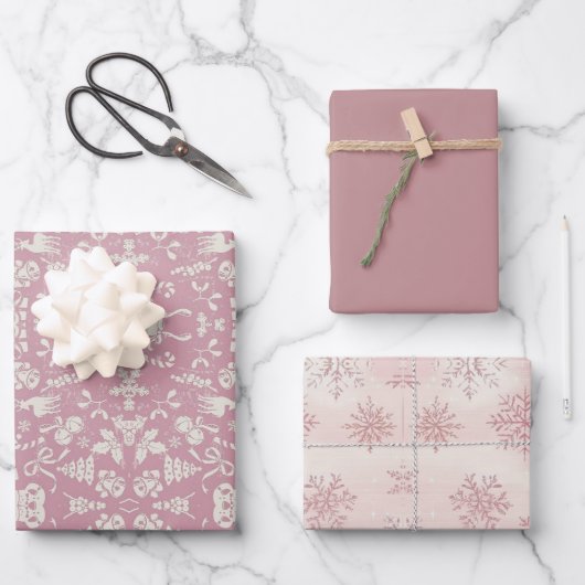 Watercolor Pink Snowflake Reindeer Tree Christmas Geschenkpapier Set (Vorderseite)