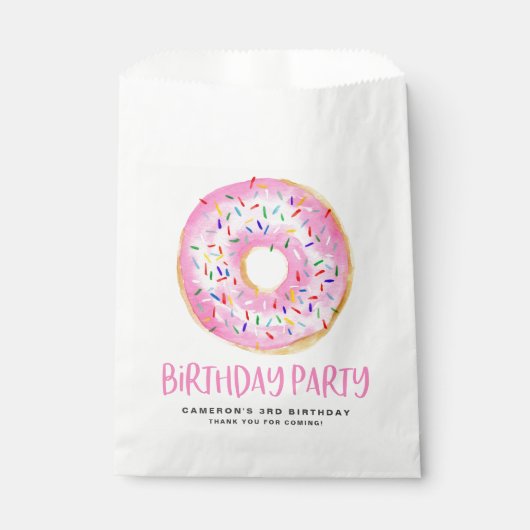 Watercolor Pink Sprinkle Glazed Donut Birthday Geschenktütchen (Vorderseite)