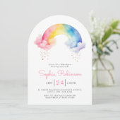 Watercolor Rainbow Baby Shower whimsical Arch Einladung (Stehend Vorderseite)