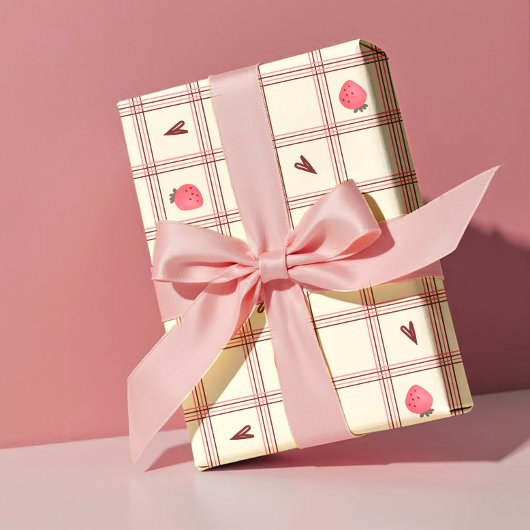Watercolor Strawberries on Pink Plaid – Valentine Geschenkpapier