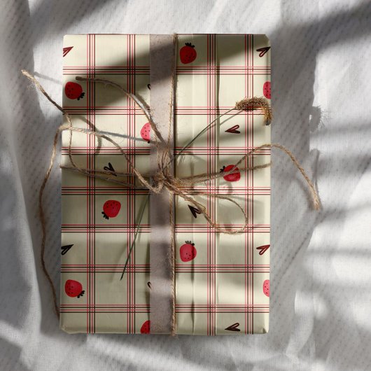 Watercolor Strawberries on Pink Plaid – Valentine Geschenkpapier Set