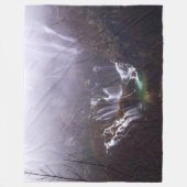 WATERFALL IN DER MIST FLEECEDECKE (Vorderseite)