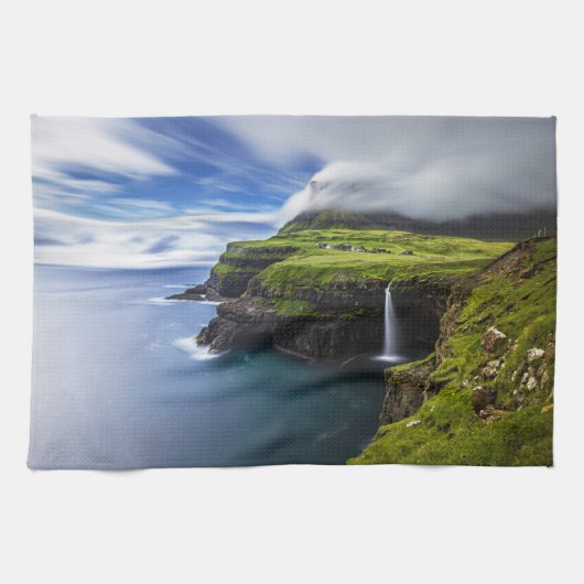 Waterfalls | Faroe Islands, Denmark Geschirrtuch (Horizontal)