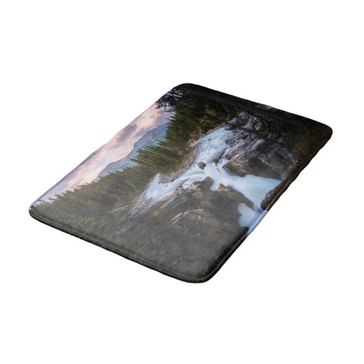 Waterfalls | Jasper National Park, Canada Badematte (Schrägansicht)