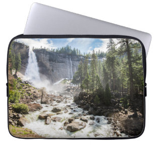Waterfalls   Nevada Fall, Yosemite, CA Laptopschutzhülle