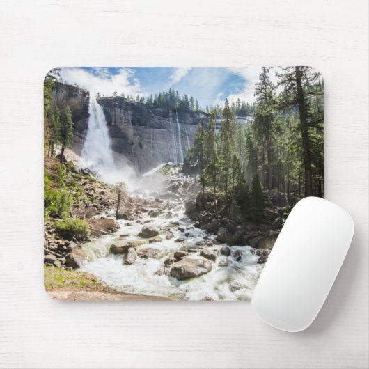 Waterfalls | Nevada Fall, Yosemite, CA Mousepad (Mit Mouse)