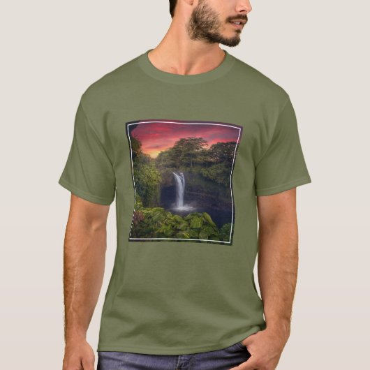 Waterfalls | Rainbow Falls, Hilo, Hawaii T-Shirt (Vorderseite)