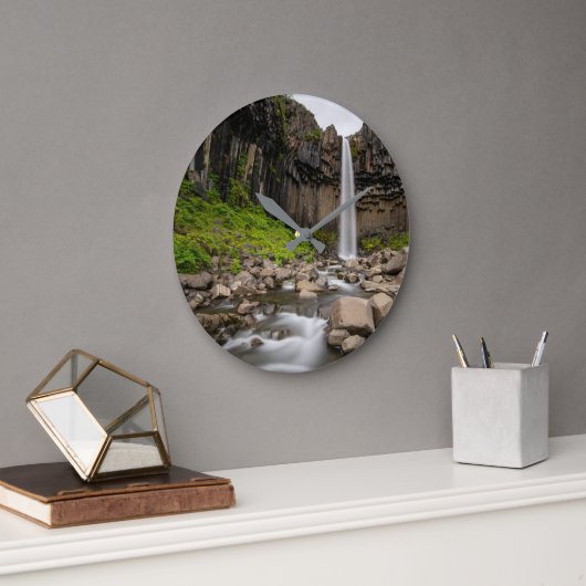 Waterfalls | Svartifoss Waterfall, South Iceland Große Wanduhr (Büro)