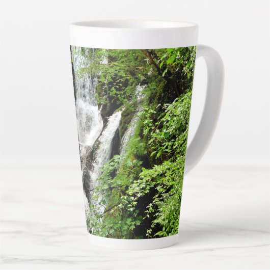 WATERFALLS WALES MILCHTASSE (Rechte Ecke)