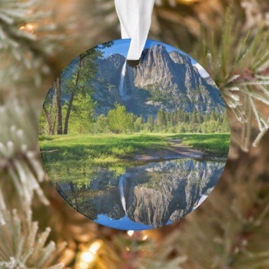 Waterfalls | Yosemite Falls, California Ornament (Baum)