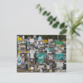 Watson Lake Sign Post Forest Postkarte (Stehend Vorderseite)