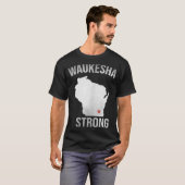 Waukesha Strong Wisconsin Staat Weihnachtsbankett T-Shirt (Vorne ganz)