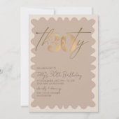 Wave border-neutrales Gold, moderner 30. Geburtsta Einladung (Vorderseite)