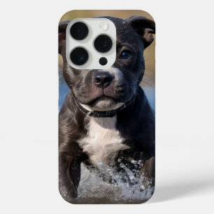 "Wave Chaser: Ein besonnener Welpe beim Spielen im Case-Mate iPhone Hülle