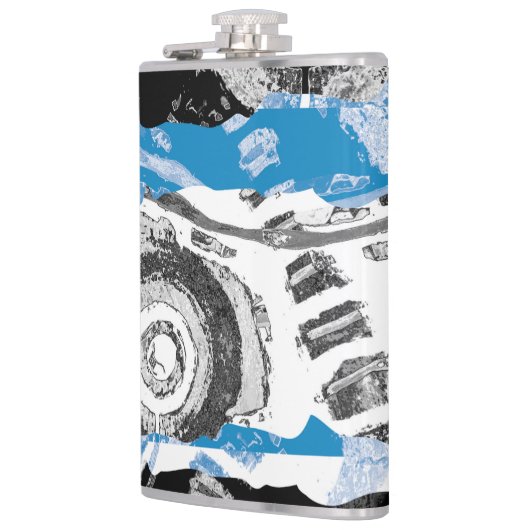 Wave Mechanism – Custom Vinyl Wrapped Flask  Flachmann (Links)