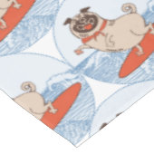 Wave reitet Hund auf Surfboard Schal Band mit Happ Tischdecke (Schrägansicht)