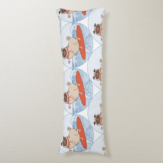 Wave riding happy pug dog on surfboard seitenschläferkissen (Vorderseite Vertikal)