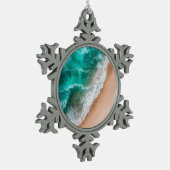 Waves am Sandy Beach Schneeflocken Zinn-Ornament (Links)