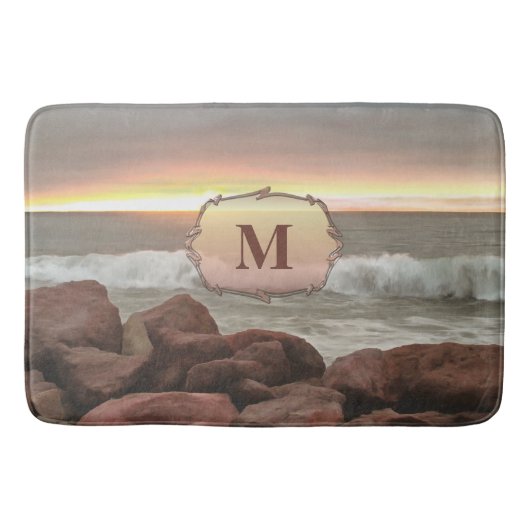 Waves and Boulders 0893 Badematte (Vorderseite)