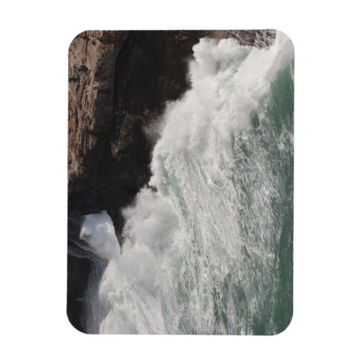 Waves in Kilauea Magnet (Vertikal)