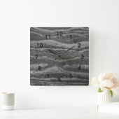 Waves of Gray Marble Black Numbers Quadratische Wanduhr (Zuhause)