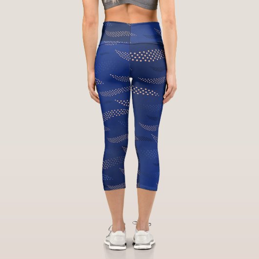 Waves Tiger (stilisiertes Muster) 2 Capri Leggings (Rückseite)