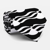 waveweiße Streifen auf schwarzem Hintergrund Krawatte (Gerollt)