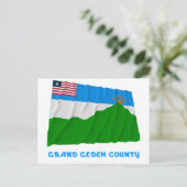 Waving Flag Grand Gedeh Landkreis mit Name Postkarte (Stehend Vorderseite)